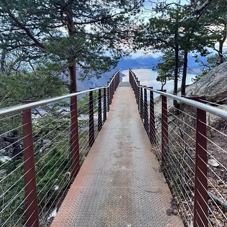 Utsikten Dronninga * Åndalsnes