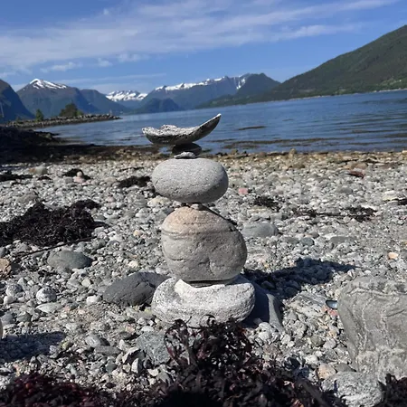 Utsikten Dronninga Apartmán Åndalsnes